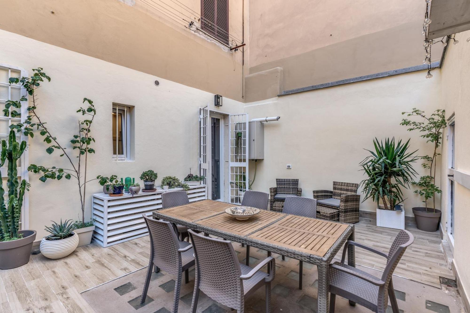 Nala Luxury Apartment With Terrace 罗马 外观 照片